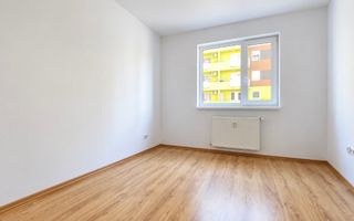 Apartament de inchiriat cu 3 camere, Prima Nufarul - Poză 2