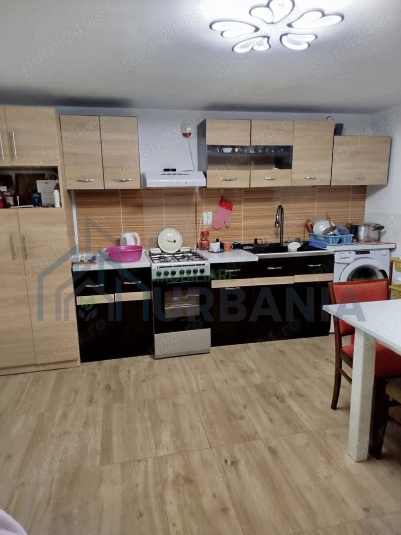 Casă cu mansardă in Mogoșești ( Poligon), jud. Iași - Poză 5