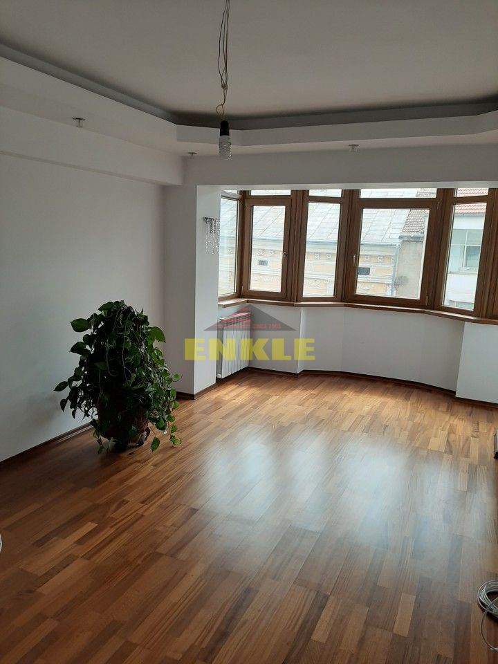 Apartament 2 camere de lux, mobilat, utilat, etaj 2, Zona: Piata Mare, 500 euro - Poză 8