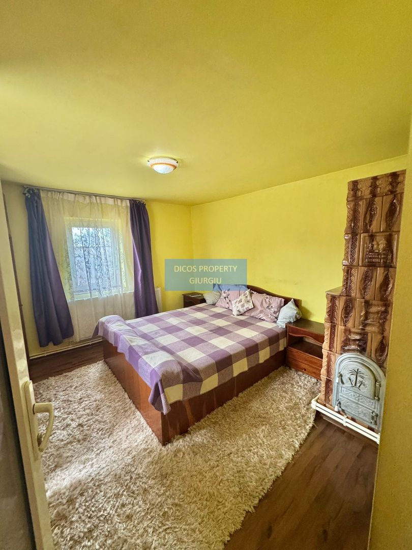 De vânzare casă cu 4 camere, garaj - Poză 4