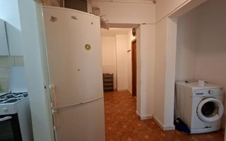 Apartament 3 camere, decomandat, Alexandru cel Bun, et 8 din 10, liber - Poză 5