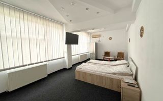 22 camere cu grup sanitar propriu-Sala conferinte-Central-Business - Poză 6