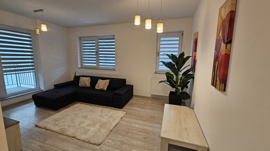 Apart 2 cam cu curte si loc de parcare - Poză 3