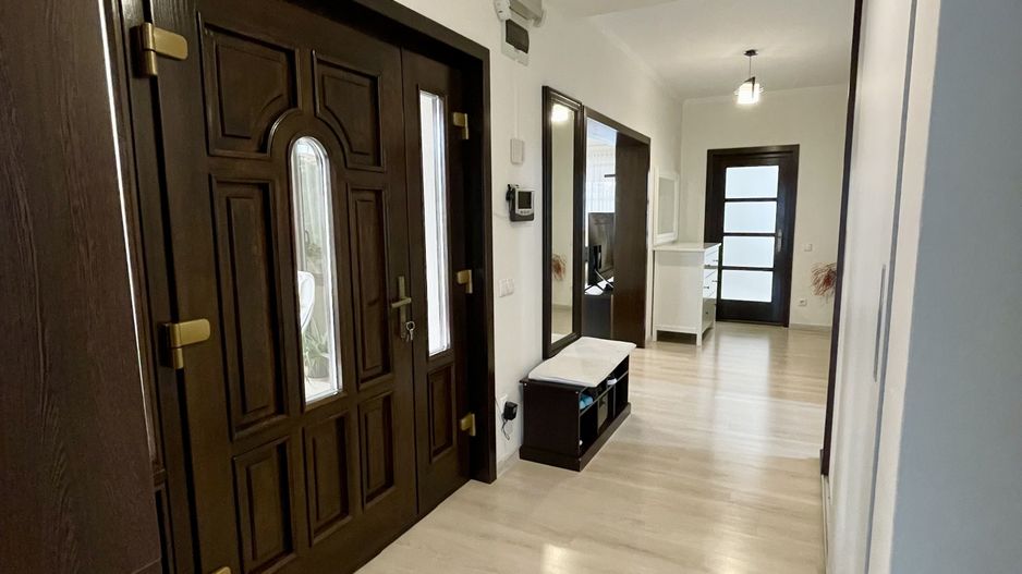 Casa de inchiriat pe str.Voronet - Poză 12