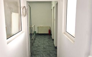 Inchiriez spatii de  birouri in Giroc preturi incepand de la 200 euro/birou. - Poză 11