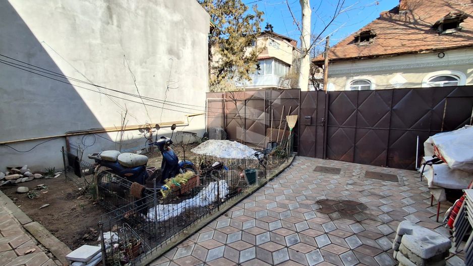 Casa de vanzare 3 camere Zona  Timpuri Noi - Poză 15