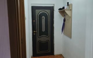 Mic la întreținere, bun la randament: apartament în Orșova - Poză 29