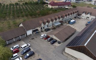 HALĂ INDUSTRIALĂ DE ÎNCHIRIAT | 1.400 MP UTILIZABILI | ORADEA  PRODUCȚIE • DEPOZITARE • BIROURI - Poză 1