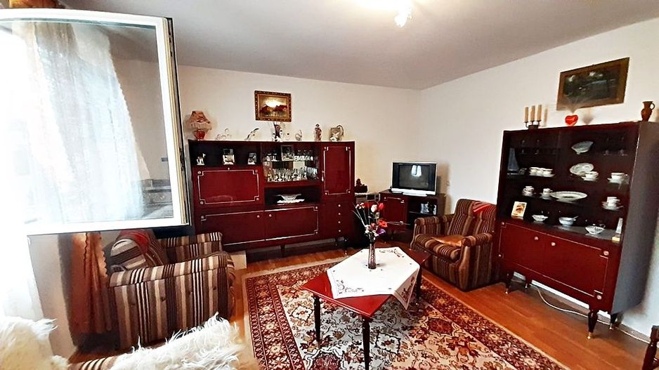 Halchiu, casa cu teren de 1152mp, 110000 euro - Poză 12