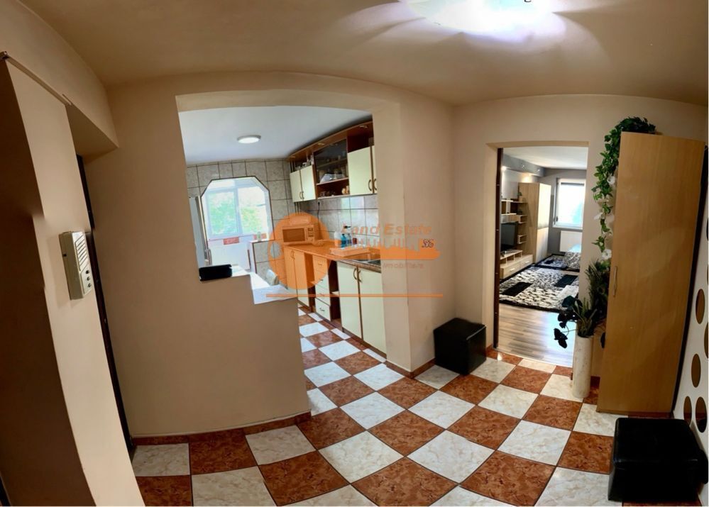 Apartament cu 3 camere in zona Uverturi -Gorjului (Centrala Proprie) - Poză 2