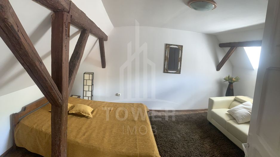 Casă în centrul Cisnădioarei cu 243mp de locuit și teren de 936mp - Poză 21