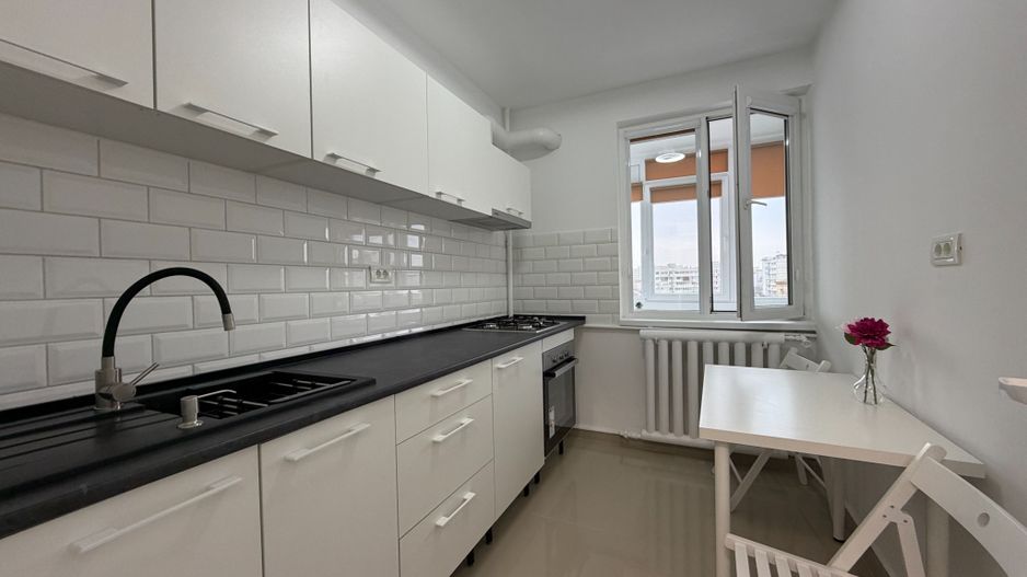 3 camere Gara de Nord-Calea Grivitei - vedere spate- renovat complet - Poză 2
