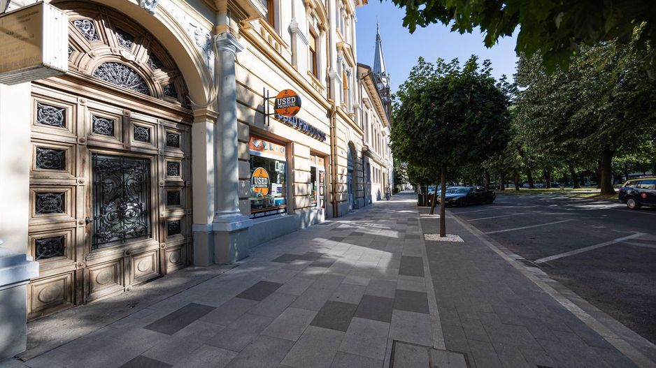 Apartament 2 camere ultracentral, Revoluției, ideal birou - Poză 1