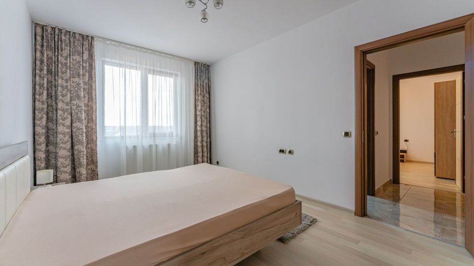 Apartament 3 camere in Tractorul | 83 mp utili | loc de parcare - Poză 11