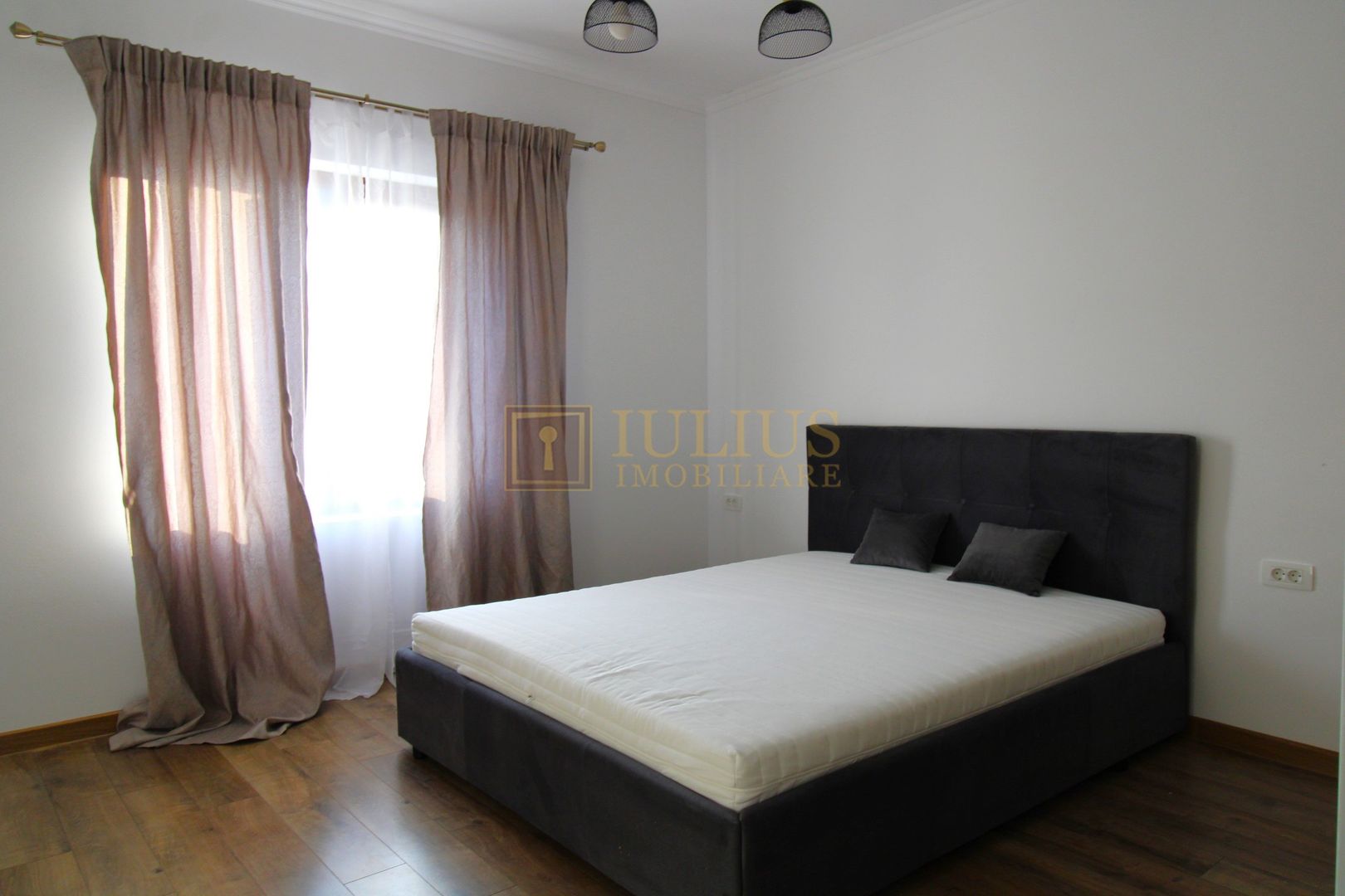 Zona Torontalului- 2 camere, loc de parcare si curte comuna| disponibil 01.10.27 - Poză 9