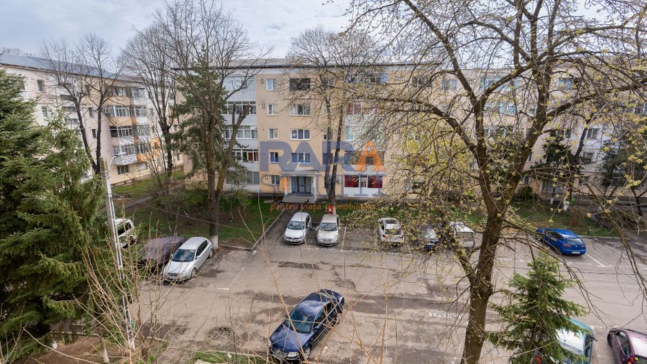 Apartament 3 camere, două băi - Str. Bogdan Dragoș - Poză 16