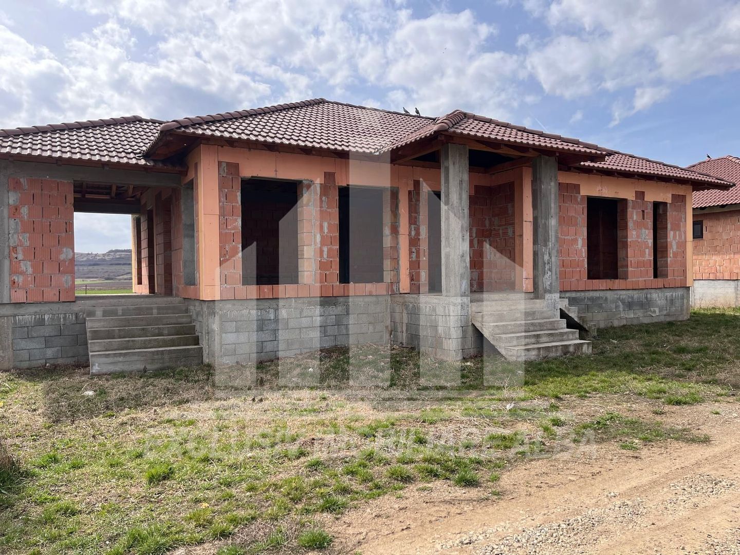 Casa constructie noua pe un nivel, zona Sard - Poză 1