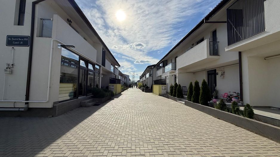 Casa înșiruită în ansamblu exclusivist | liniște intimitate și comfort - Poză 31