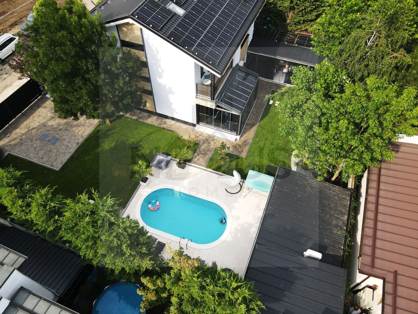 Vila de Lux în Comuna Berceni | 6 Camere | Finisaje Premium - Piscina - Poză 1