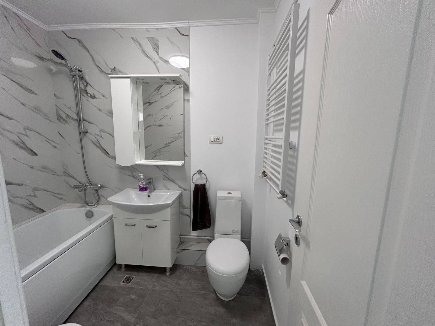 De vanzare apartament Samantha Urcator zona Polivalenta - Poză 14