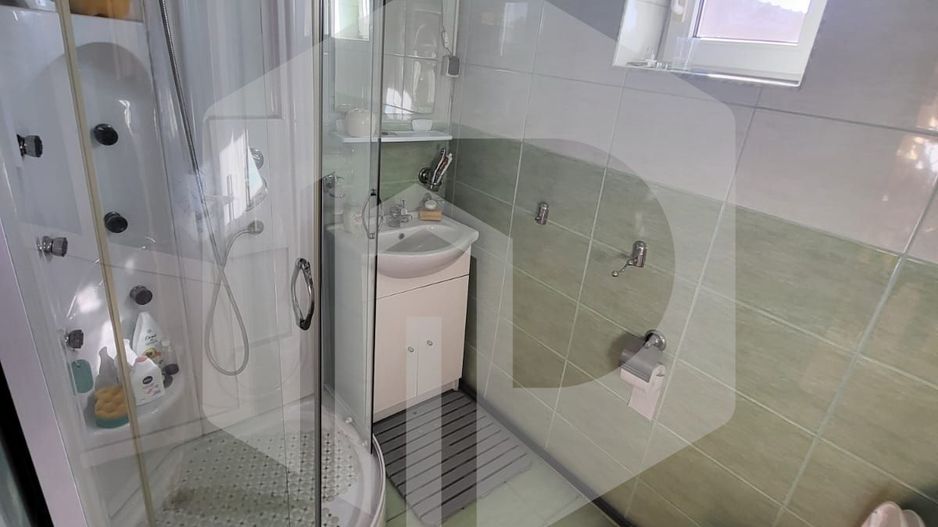 Casa in Avrig | 3 Dormitoare + Living si Bucatarie | Pivnita - Poză 6