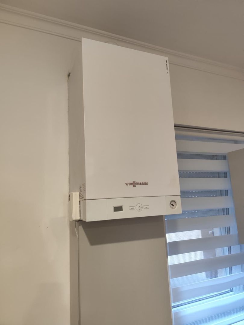 Inchiriere 2 camere Premium, Pietonala Republicii, Oradea - Poză 15