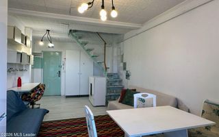 Fizicienilor - Lacramioarei, 3 camere 67 mp, pod 40 mp, modernizat - Poză 2