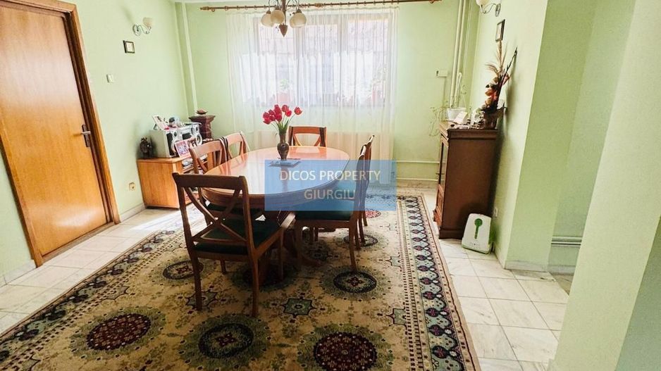 De vânzare – casă situată pe strada Nicolae Iorga - Poză 7