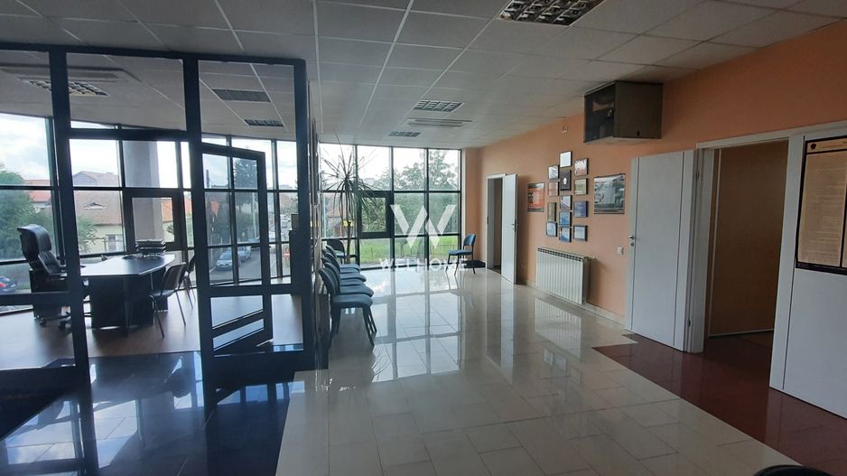 Cladire birouri, Spatiu comercial - Sibiu, Calea Dumbravii - Poză 2