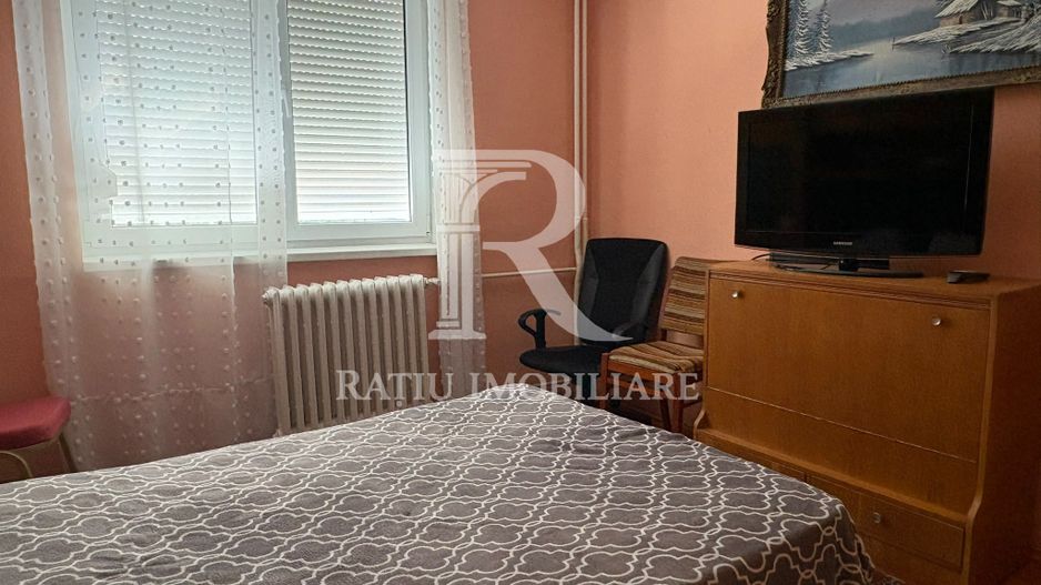 Apartament cu 3 camere | Etaj 1 | Bulevardul Dacia | Oradea - Poză 2