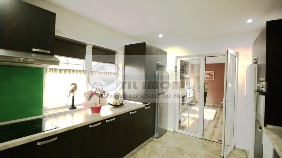 MIROSLAVA CASA EXCLUSIVISTA LA CHEIE LUX STIL MEDITERANEAN MOBILATA - Poză 27