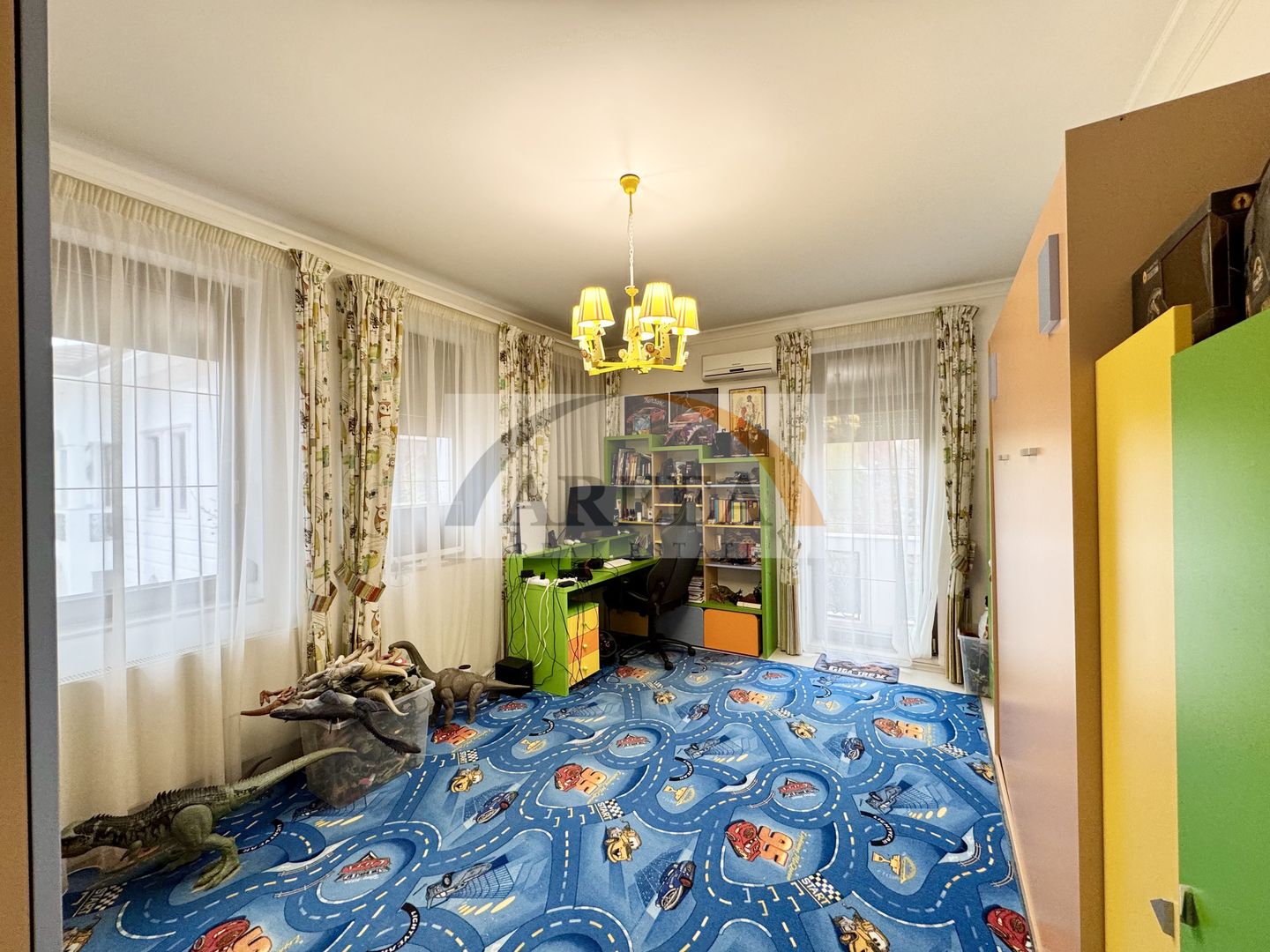 Vila lux cu 1000 mp teren pe Erou Iancu Nicolae langa Jolie Ville - Poză 18