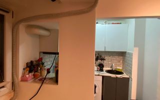 Garsoniera mobilata si utilata la vanzare - Poză 3