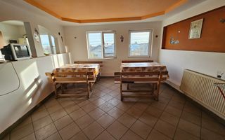 Spatiu comercial/camere cazare - 7 camere 135 mp Baicoi Prahova! - Poză 2