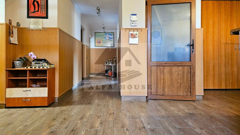 Casă plus Spațiu comercial 741 mp, Teren 906 mp Brasov - zona Blumana - Poză 7