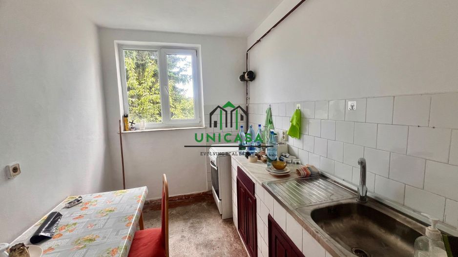 Apartament 4 camere, decomandat/Etaj 4/4 ,Zona Nord - Poză 3