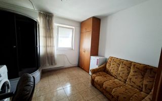 Camera de camin tip garsoniera Frumoasa Poitiers 16.2 mp, disponibila - Poză 1