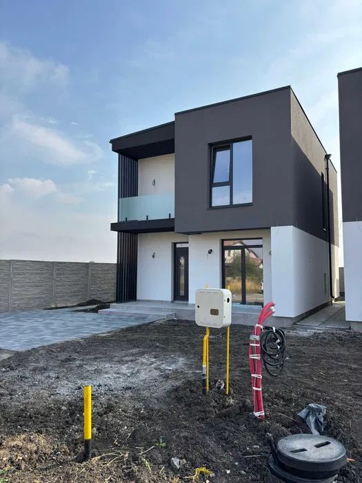 Casa de vazare in Sacalaz, locatie foarte buna! - Poză 1