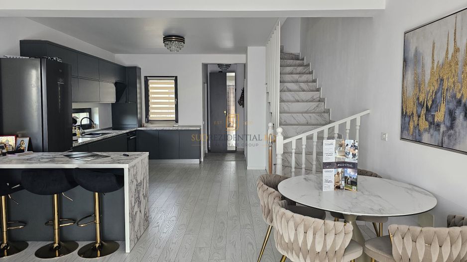 Duplex 3 camere/ Mobilat și utilat/ Curte 156 mp/ Comuna Berceni - Poză 2