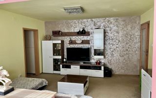 3 camere | centrala proprie | boxa | mobilat si utilat | zona excelenta | - Poză 2