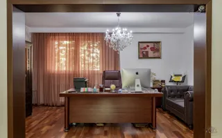 Vilă renovată P+1+M  | Foișor vitrat, grădină și jacuzzi - Poză 35