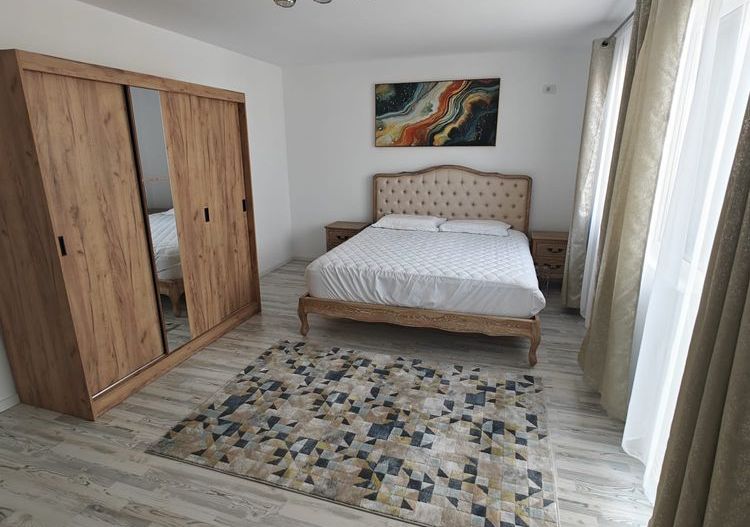 Duplex modern, complet mobilat și utilat – Moșnița Nouă - Poză 5