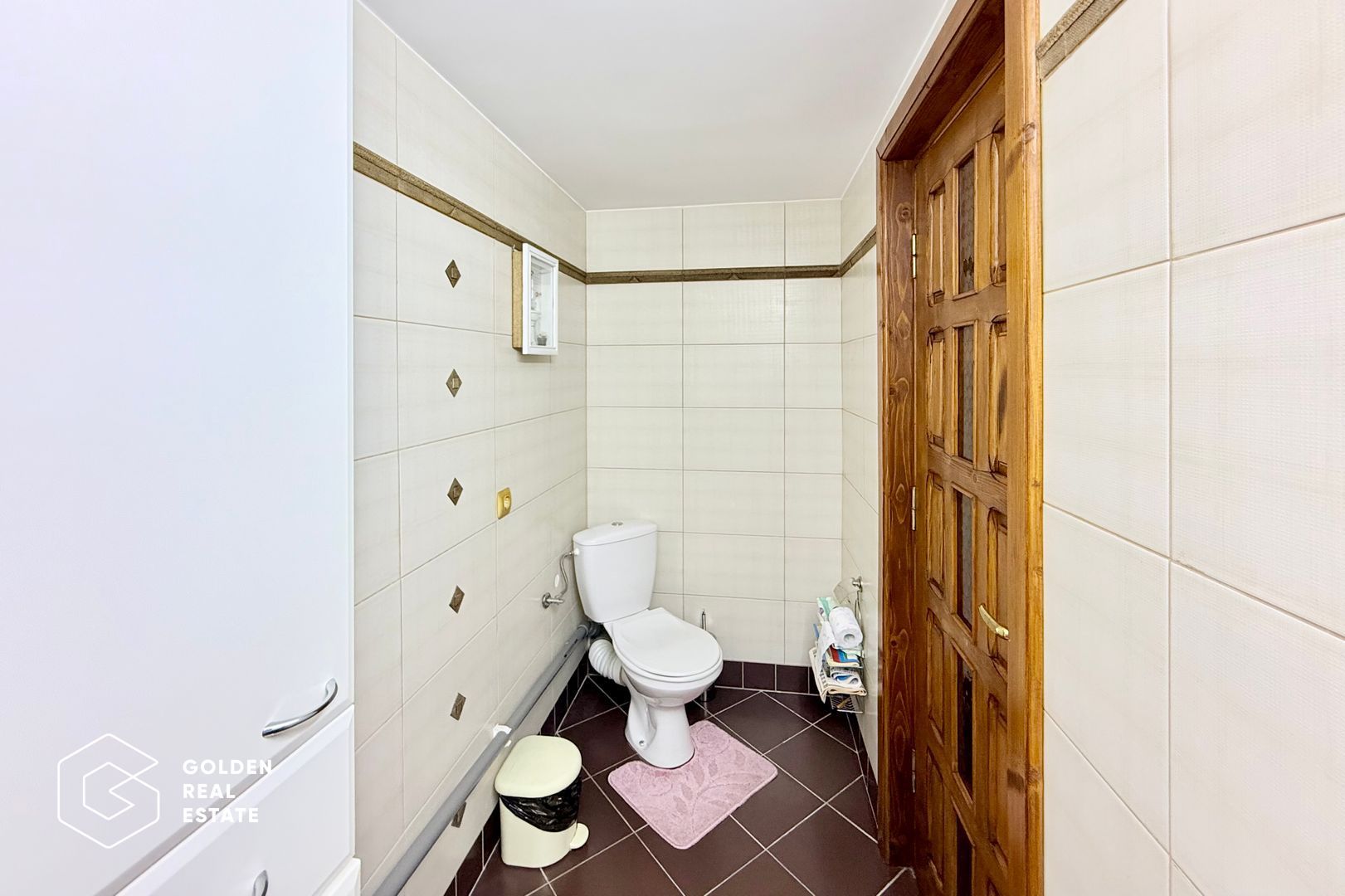 Vila de exceptie in Sinaia, mobilata, utilata, cu vedere superba - Poză 12