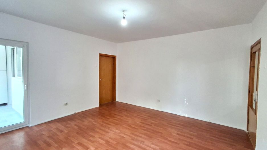 De Vanzare Apartament 2 Camere zona Doamna Ghica - Poză 3