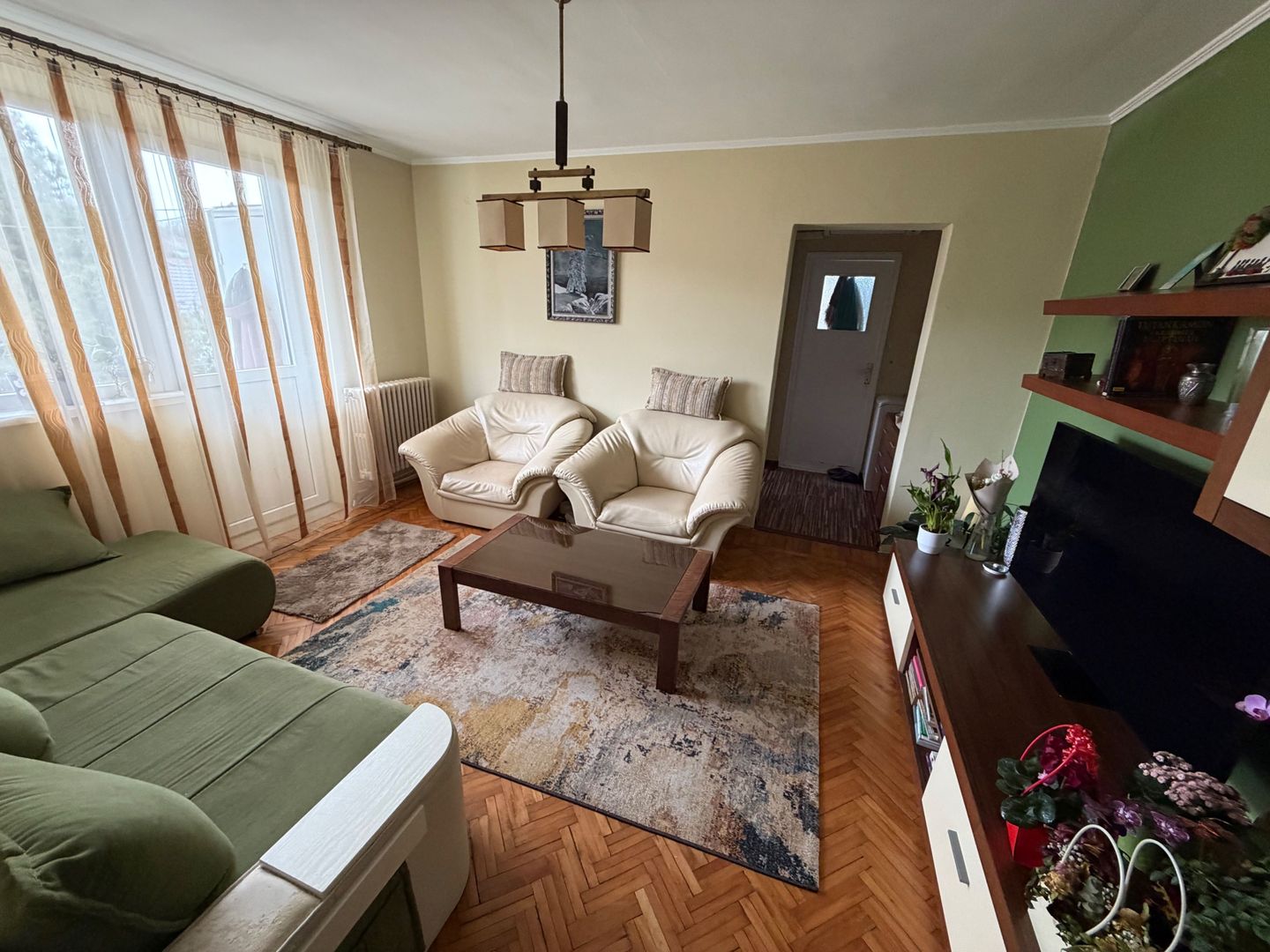Apartament 2 camere, etaj 2 - Cugir - Poză 3