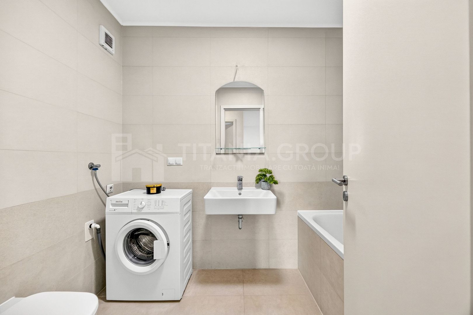 Studio modern | Kasper Coresi | Parcare & boxă - Poză 13