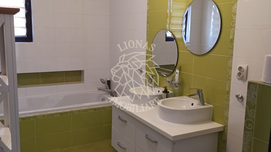 Casa 6 camere 220 mp-teren 1200 mp-curte amenajata-garaj-La Soare - Poză 10