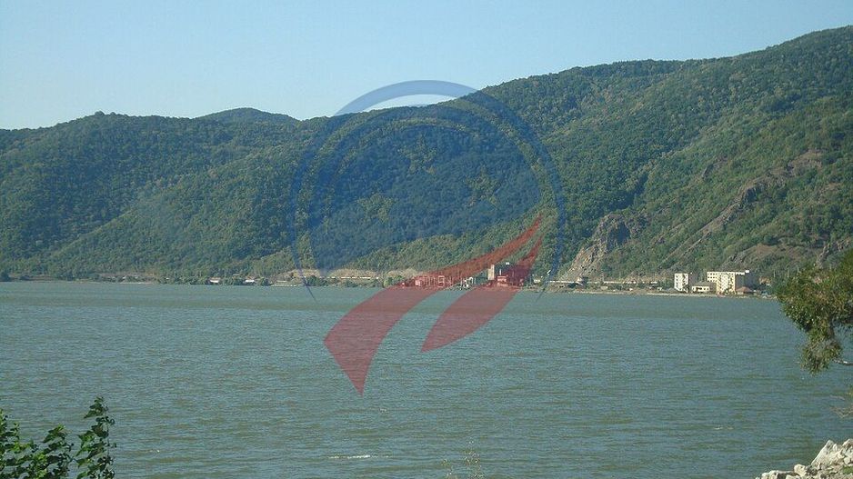 Investiție Exclusivistă pe Malul Dunării – Teren 2100 mp - De vanzare - Poză 1