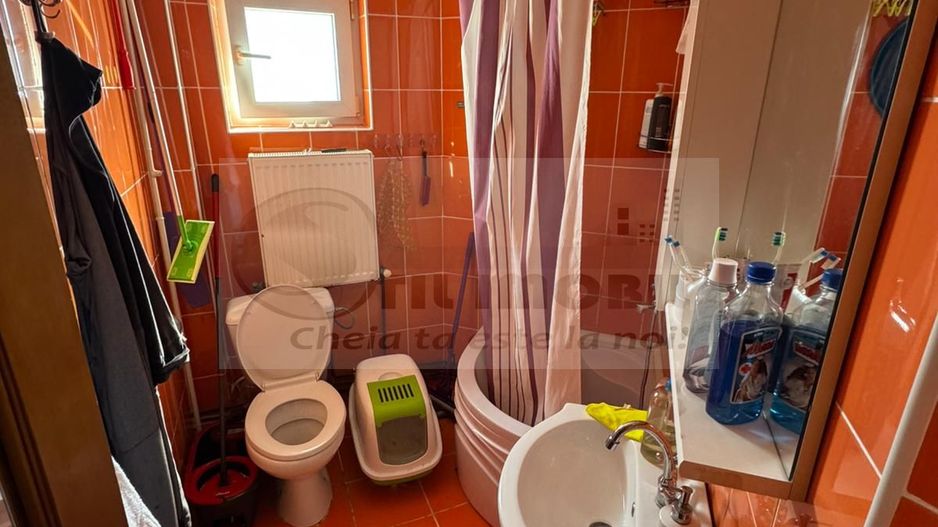 Apartament cu 3 camere – 71 m.p.- Nicolina 2, geam la baie - Poză 4
