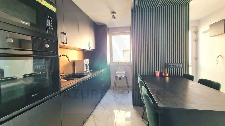 Casa moderna 5 camere 2 bai teren 200 mp si 2 parcari in Arhitectilor - Poză 2